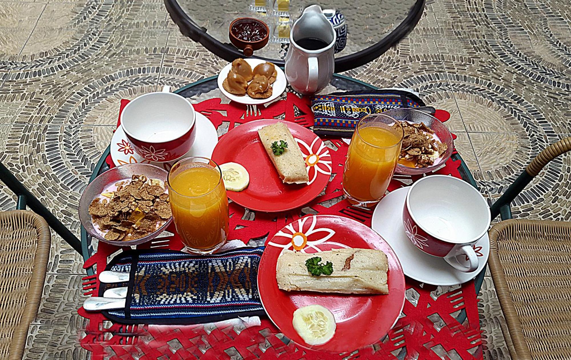 Don Alejandro Bed & Breakfast Trujillo Bagian luar foto